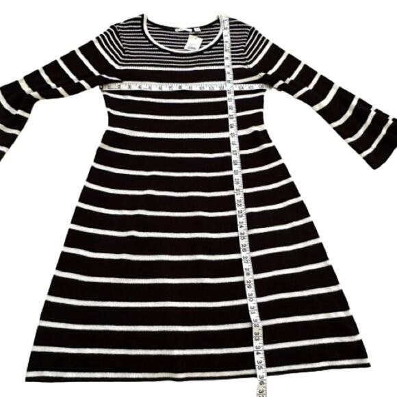 C Est 1946 Black White Stripe Scoop Neck Long Sleeve Sweater Dress Medium NEW - Picture 9 of 12
